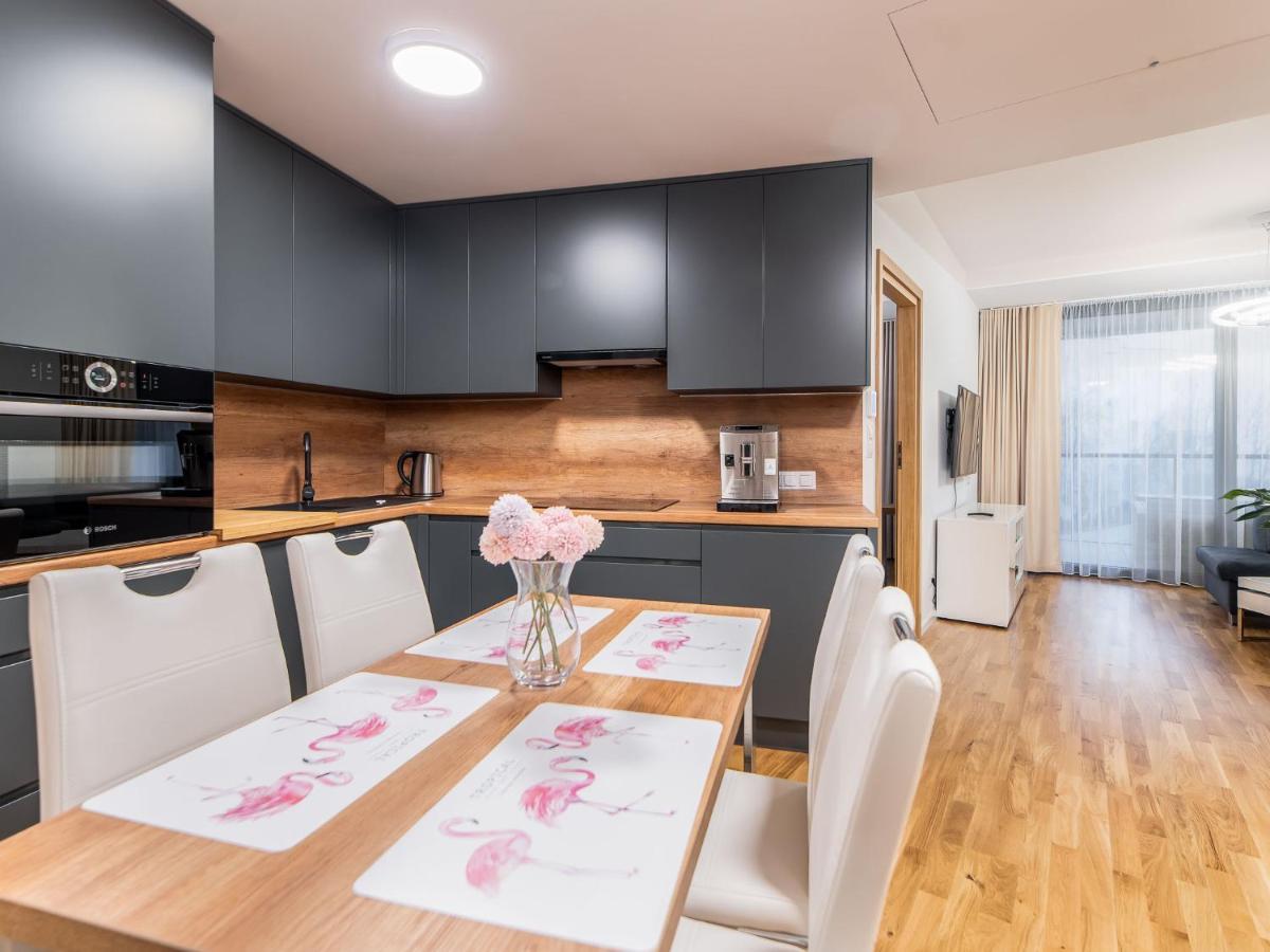 Seaside Park Private Apartment Przy Plazy Kołobrzeg Eksteriør billede