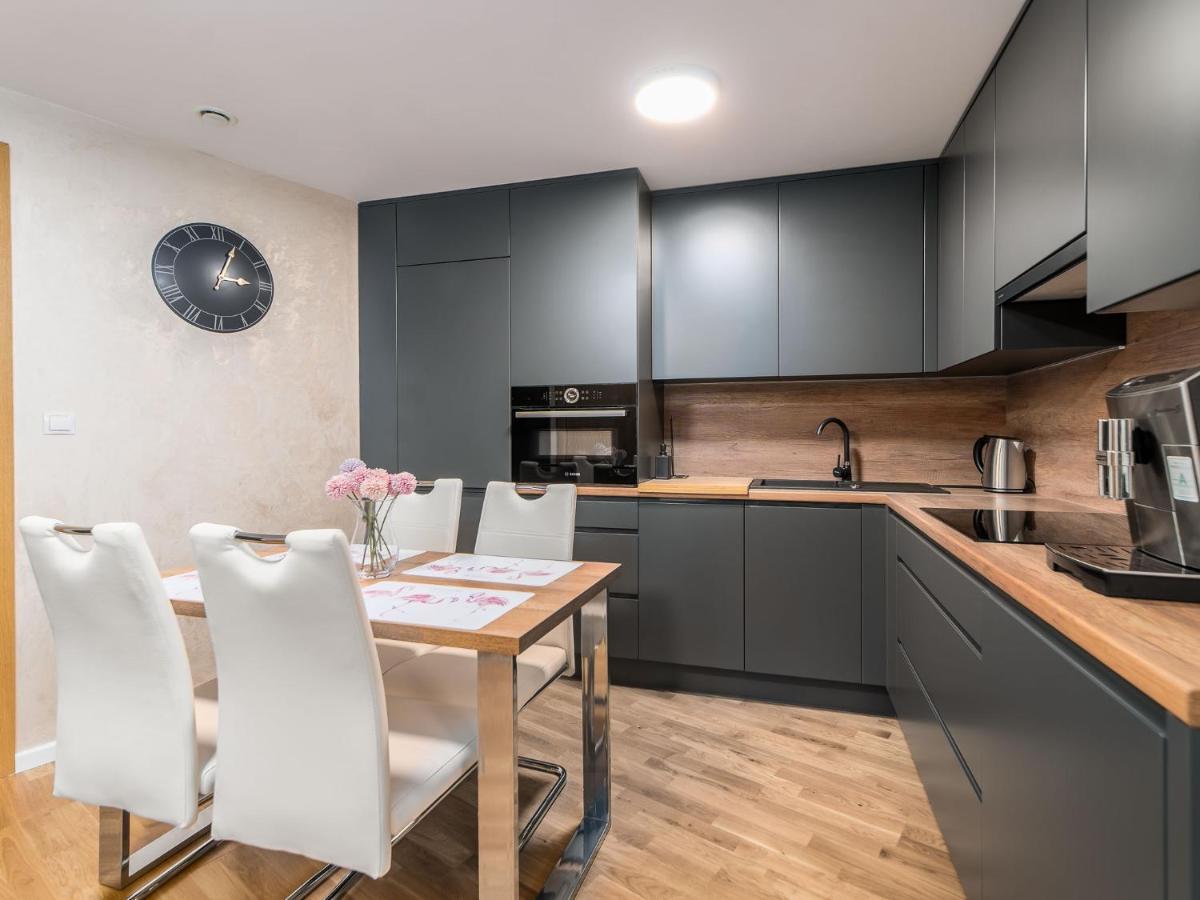 Seaside Park Private Apartment Przy Plazy Kołobrzeg Eksteriør billede